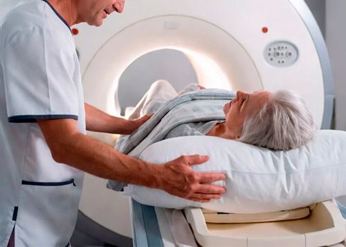 Релаксационный массаж спины для лечения бессонницы